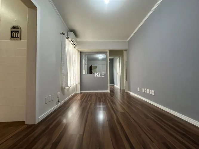 Excelente apartamento 03 dormitórios no bairro Abraão, em Florianópolis/SC