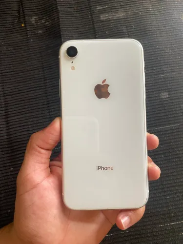 iPhone XR