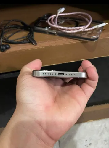 iPhone 15 pro max impecável, aceito trocas 