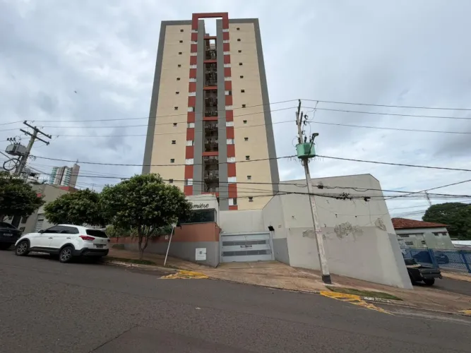 Apartamento para Venda em Campo Grande, Centro, 3 dormitórios, 1 suíte, 3 banheiros, 2 vag