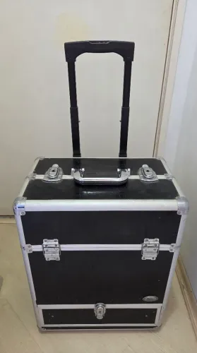 Mala para cabeleireiro usada 