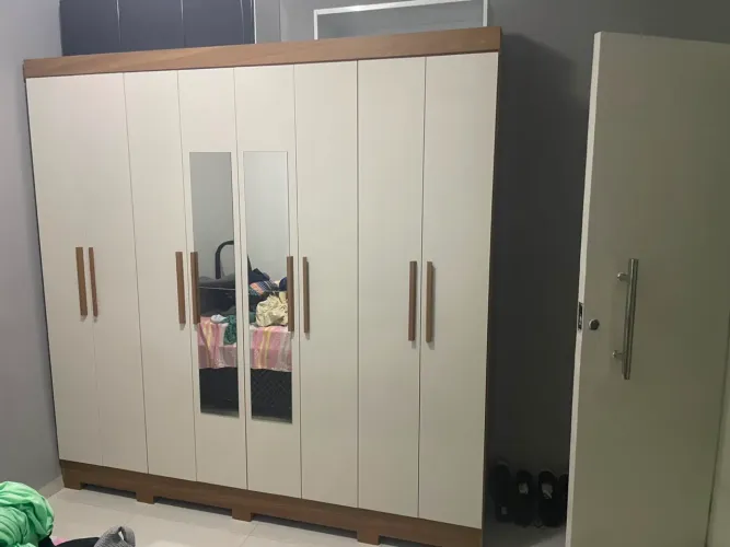 Guarda roupa de casal 
