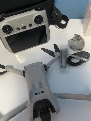 Drone Dji Mini 3 Semi Novo ( RC Tela ) + Case DJI / Em até 18x