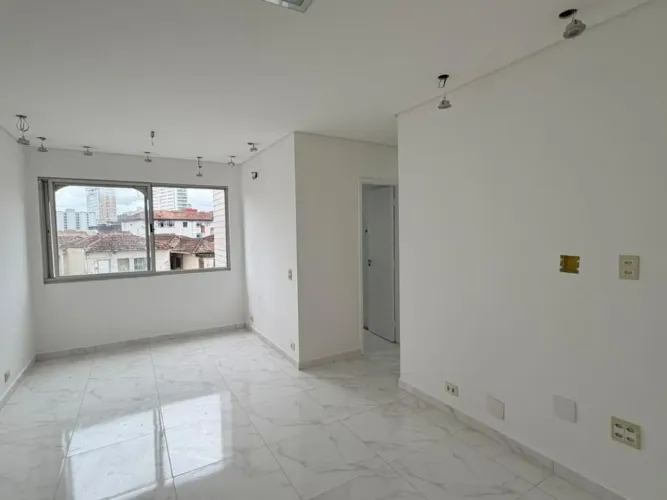 Campo Grande | Apartamento 2 Dormitórios | Totalmente Reformado | Vista Livre | 1 vaga