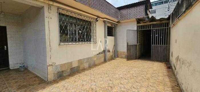 Casa à venda, 6 quartos, 2 suítes, 1 vaga, Carlos Prates - Belo Horizonte/MG
