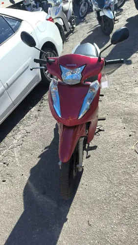 HONDA BIZ 125 VERMELHA 2019 Shalon veículos Cariacica