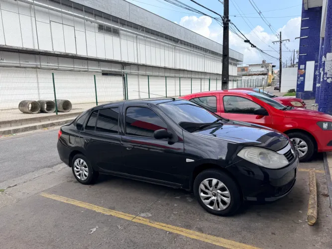 Renault Symbol Expression Hi-flex 1.6 16V 4P 2010