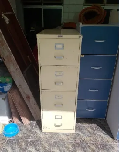 Arquivo de ferro puro para casa ou escritorio com 4 gavetas