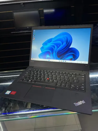 Notebook Lenovo Thinkpad E480 i7 8th 8GB RAM SSD 256GB
