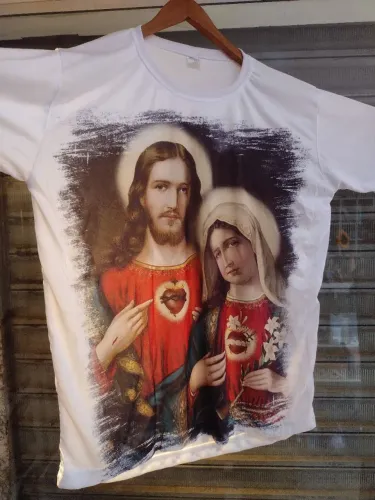 Camiseta Coração Jesus e Maria