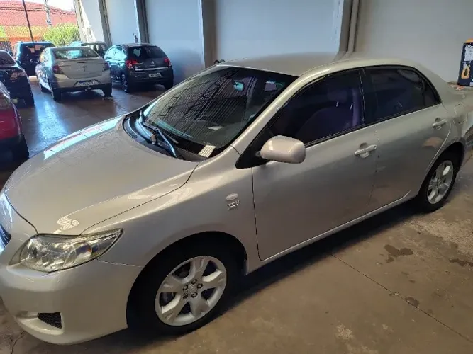 Toyota Corolla GLI 1.8 Flex 16V Aut. 2011