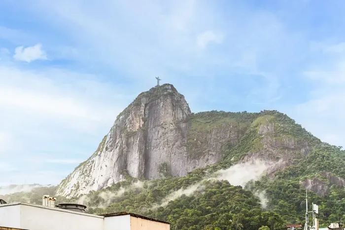Imóvel para aluguel com 43 metros quadrados mobiliado no Humaitá - Rio de Janeiro - RJ
