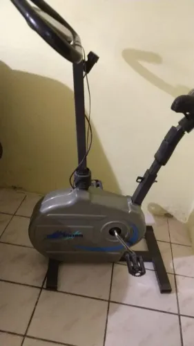 Bicicleta ergométrica usada