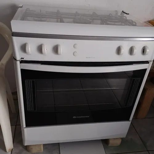 Fogão 5 bocas funcionando perfeitamente forno grande