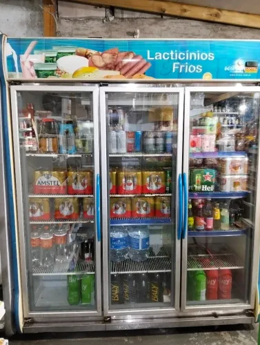 Geladeira expositora comercial 3 Portas