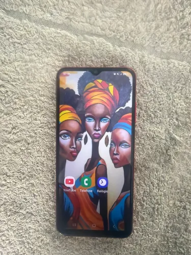 Vendo celular Samsung A3 S 64G de memória 
