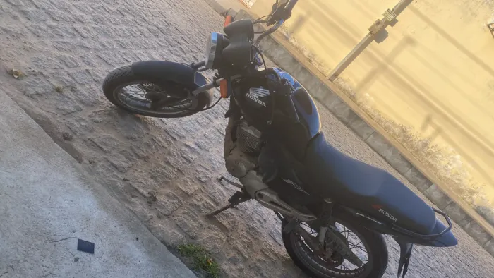 Vende-se fan 150