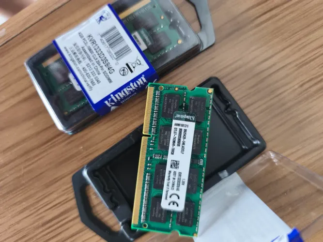 Duas Memórias Ram 4Gb 1333mhz Notebook Nova