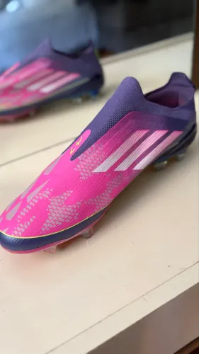 chuteira adidas