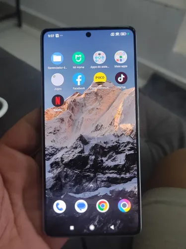 Vendo celular poco f5 branco 