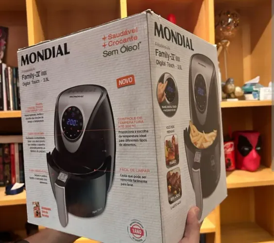 Vendo Air Fryer digital da MONDIAL nova na caixa