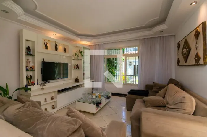 Casa à Venda - Vila Santa Clara, 5 Quartos, 310 m2