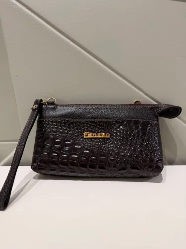Bolsa Carteira Feminina Fenzzo Marrom com Alça de Mão