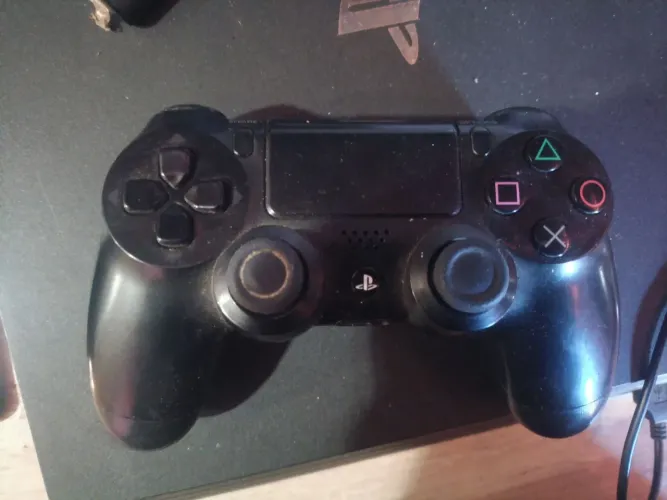 Vende se controle pra retirada de peças Controle ps4 original
