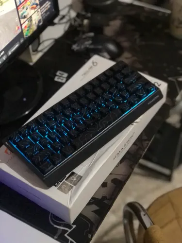 Vendo Teclado Mecânico 60%