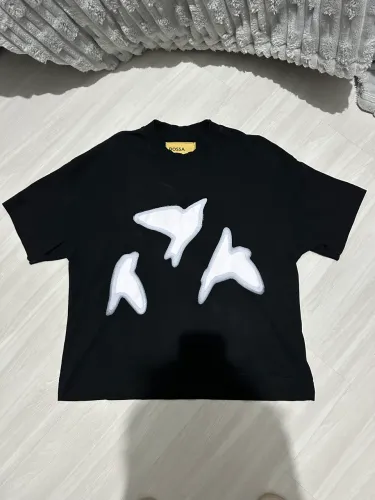 Camiseta bossa studios
