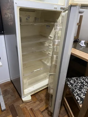 Geladeira eletrolux usada 