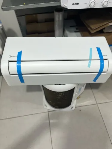 Split midea inverte 9000btu apenas fora de embalagem nota fiscal e garantia fabricante