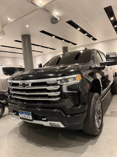 Chevrolet Silverado High Country 5.3 V8 AWD Aut. 2025