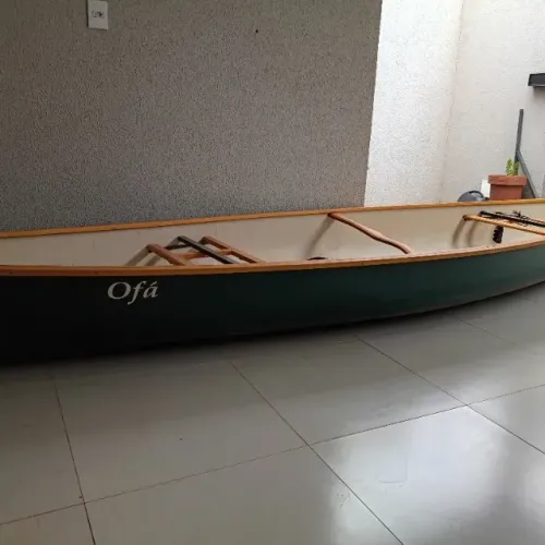 Canoa Canadense de fibra