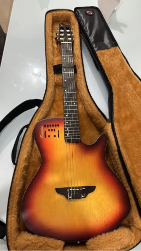 Vendo violão Caimbé muito novo