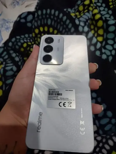 Celular C75 novo 