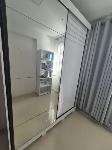 Guarda roupa duas portas Branco