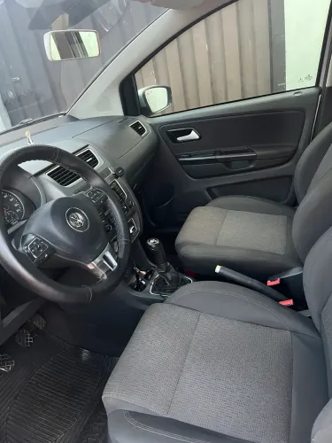 Volkswagen Fox 1.0 MI Total Flex 8V 5P 2014