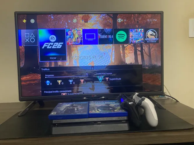 PS4 SLIM
