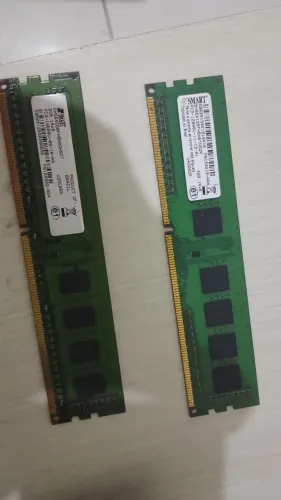 Kit 6GB RAM DDR3 (Pente de 4GB + Pente de 2GB)