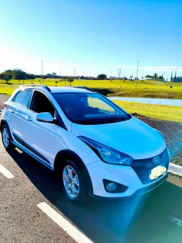 Hyundai HB20X Style 1.6 Flex 16V Aut. 2015