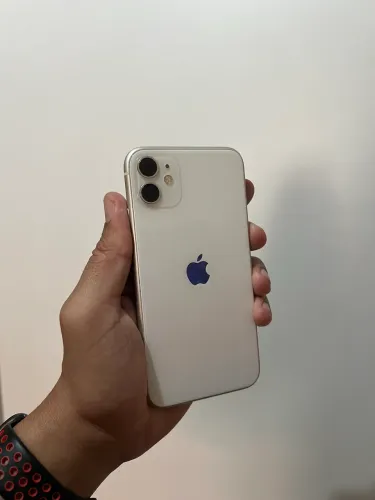 iPhone 11, 64GB - Seminovo
