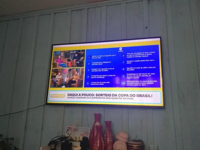 Vendo tv 2 meses de uso