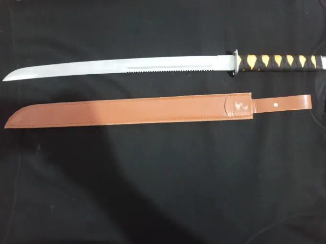 Espada tipo Katana