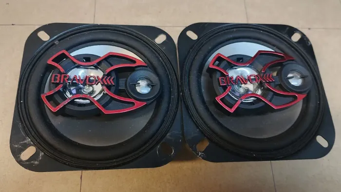 Alto falante Bravox 4" polegadas, disjuntor 140 amperes