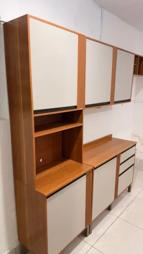 VENDO ARMÁRIO DE COZINHA!
