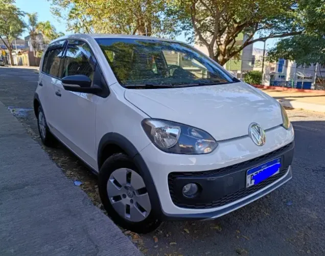 Volkswagen Up! Track 1.0 Total Flex 12V 5P 2017