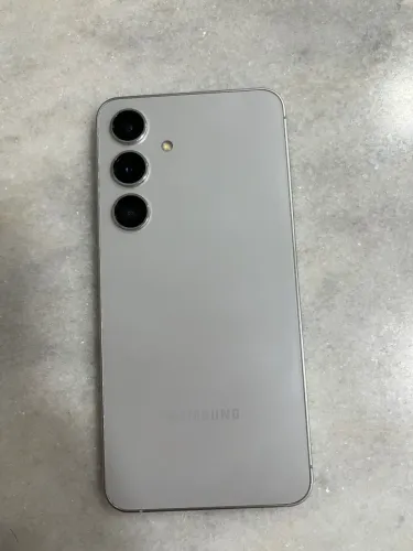 Samsung s24 Creme 