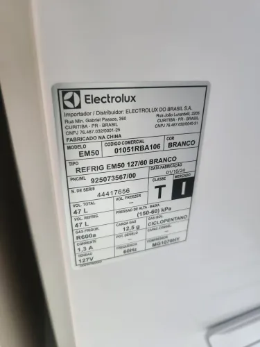 Frigobar Electrolux 47L Efficient com Controle de Temperatura Cor Branca (EM50)