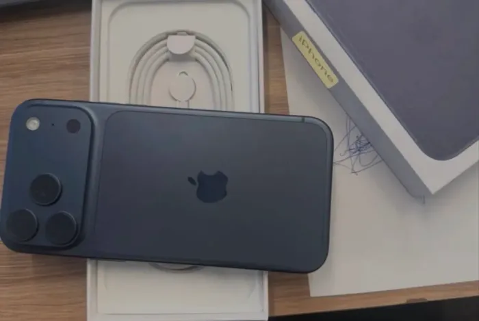 IPHONE 17 PRO MAX 1TERA NUNCA ATIVADO GARANTIA DE 1 ANO